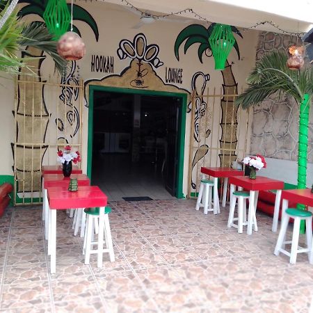 Hostal Hotel Ado Cancún Buitenkant foto