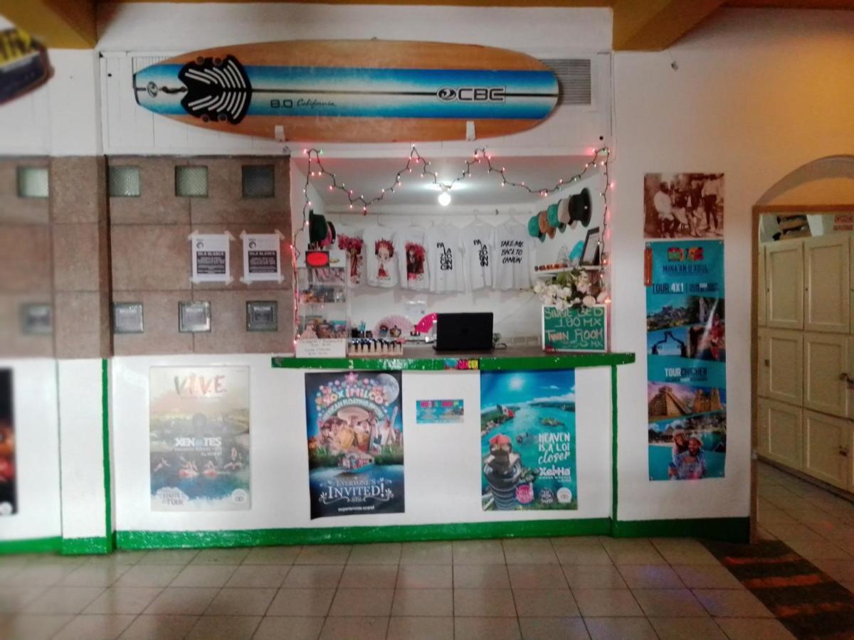 Hostal Hotel Ado Cancún Buitenkant foto