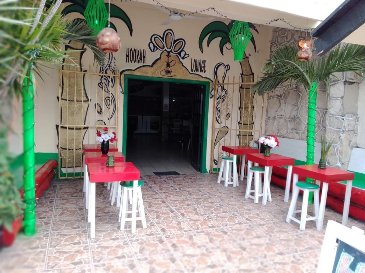 Hostal Hotel Ado Cancún Buitenkant foto